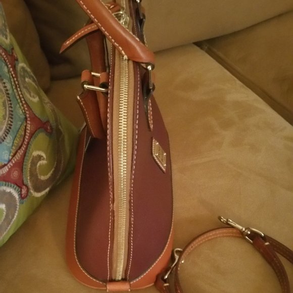 👜Dooney Zip Zip Satchel👜EUC - Picture 3 of 7